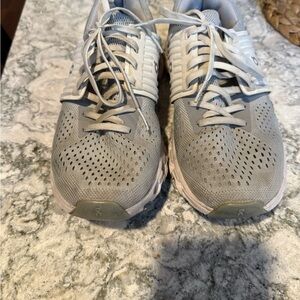Women's Gray Athletic Shoes